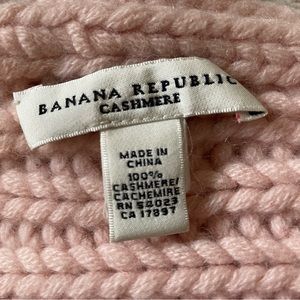 Banana Republic 100% pink Cashmere, approx 54” long, feminine and warmth.